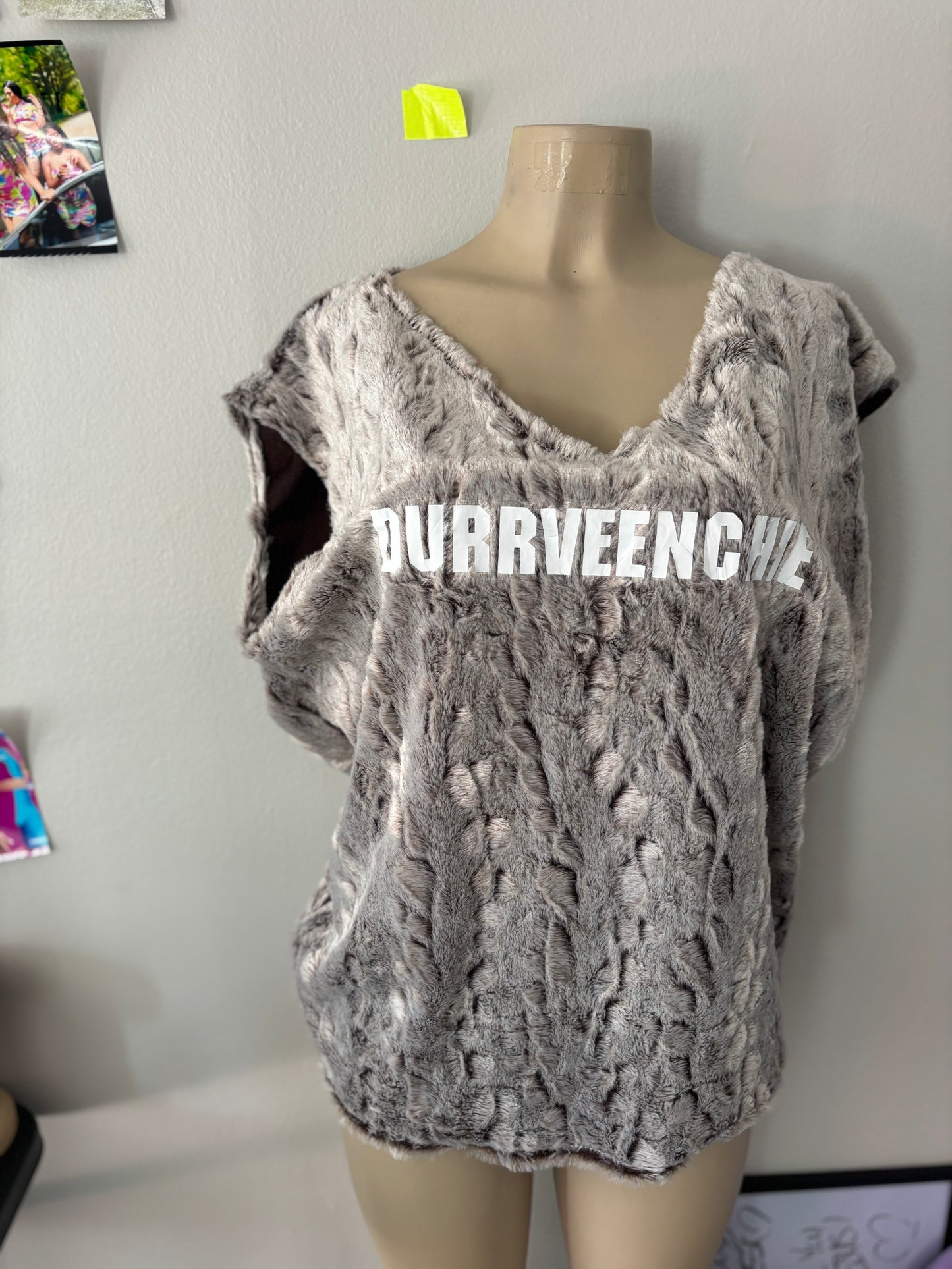Wolf Pack V Neck ๐บ