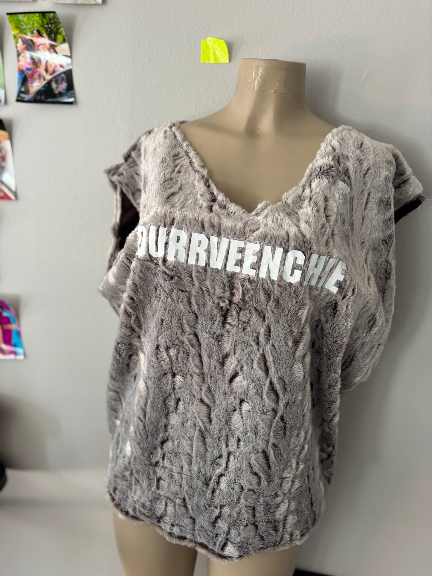Wolf Pack V Neck ๐บ