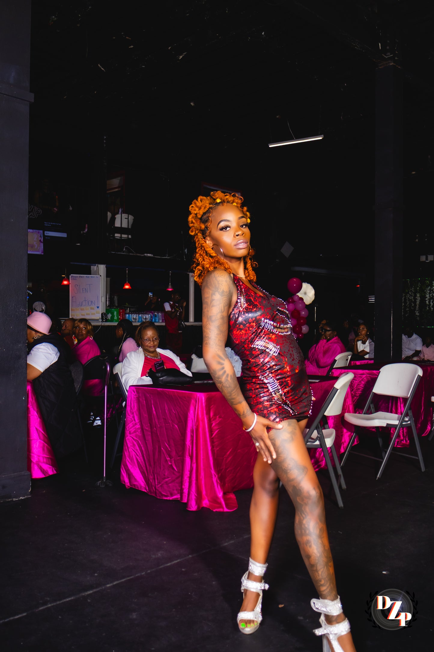 Redrum V Neck Dress 💋